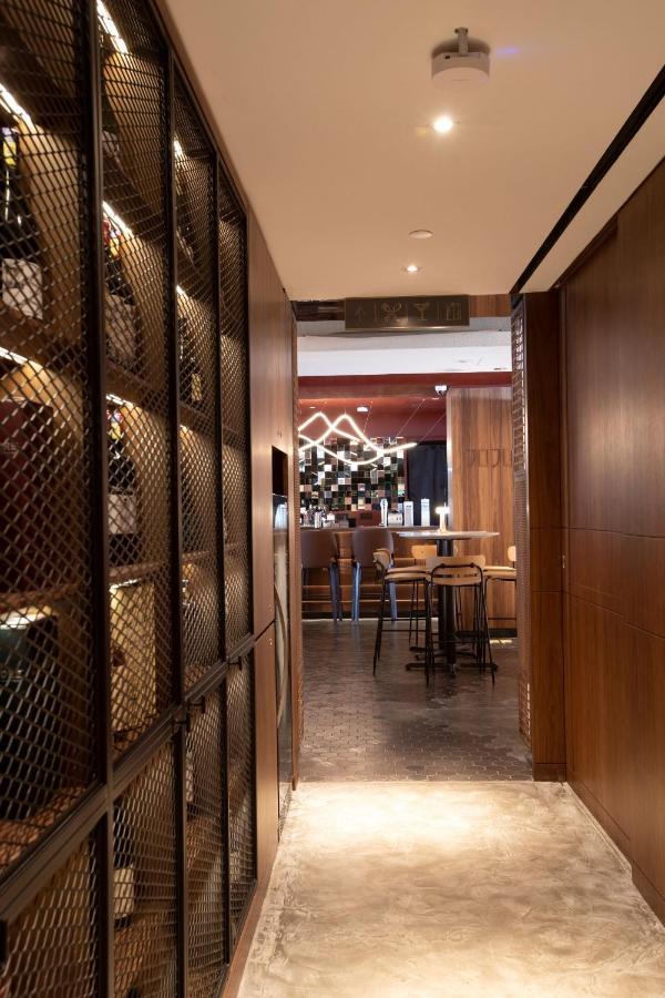 The Luma Hotel, A Member Of Design Hotels Kota Kinabalu Bagian luar foto