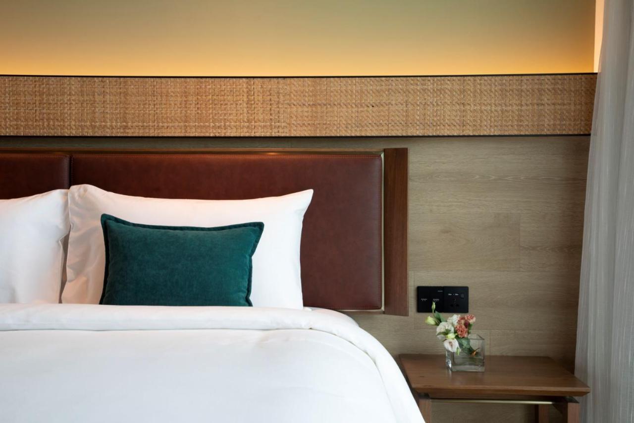 The Luma Hotel, A Member Of Design Hotels Kota Kinabalu Bagian luar foto