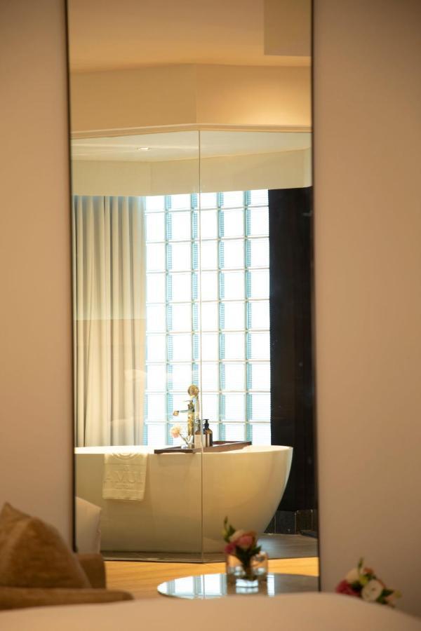 The Luma Hotel, A Member Of Design Hotels Kota Kinabalu Bagian luar foto