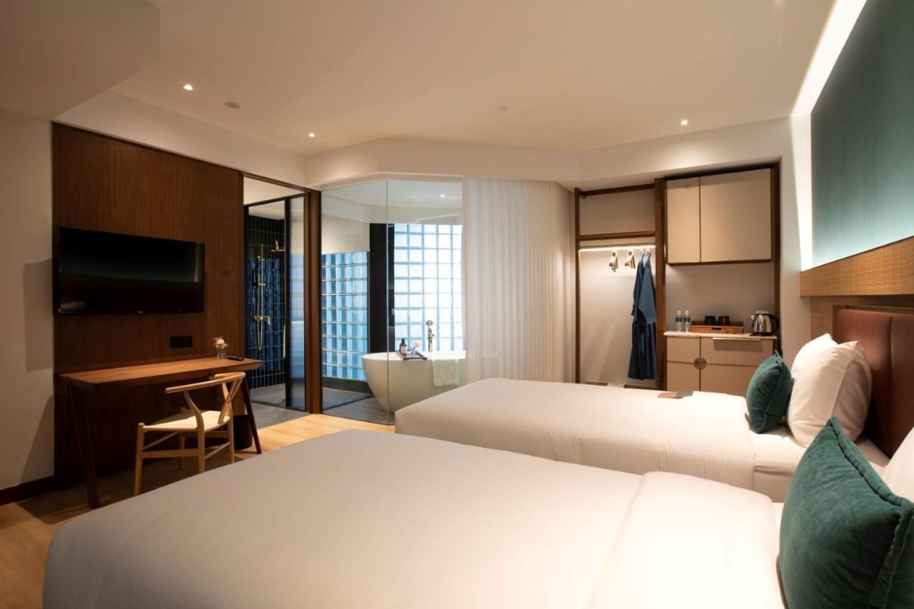 The Luma Hotel, A Member Of Design Hotels Kota Kinabalu Bagian luar foto
